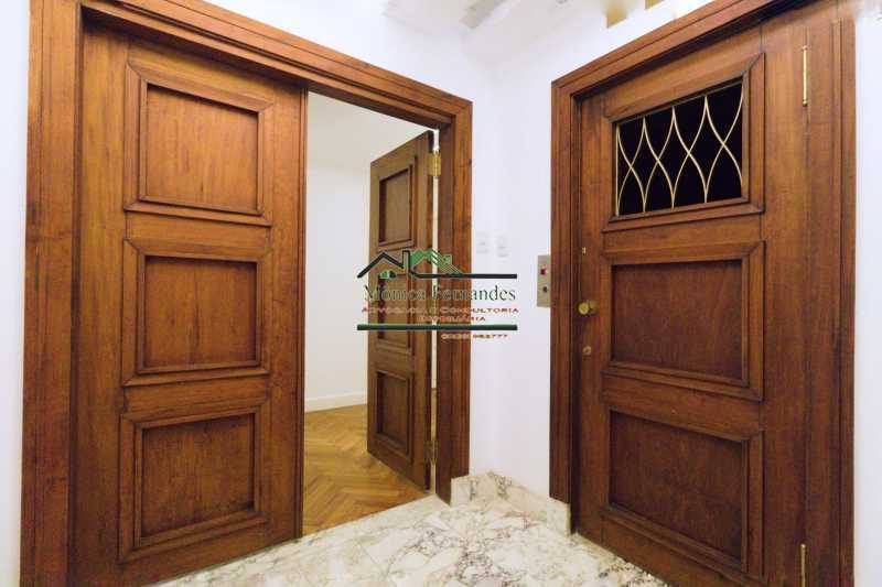 Apartamento à venda com 4 quartos, 320m² - Foto 28