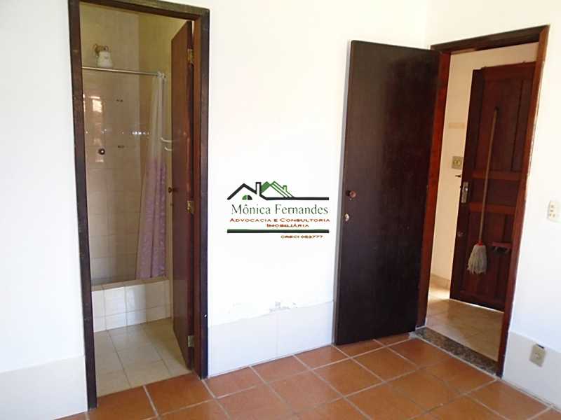 Casa à venda com 4 quartos, 300m² - Foto 14