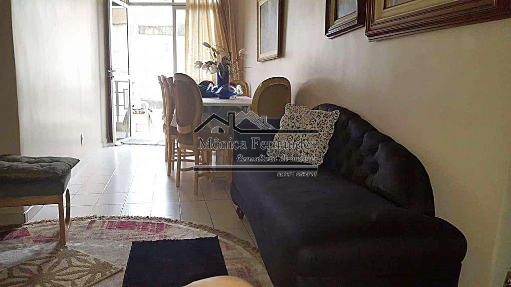 Apartamento à venda com 2 quartos, 64m² - Foto 12