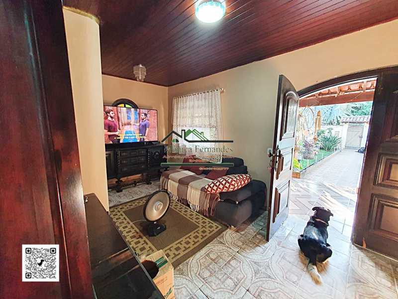 Casa para alugar com 4 quartos, 230m² - Foto 6