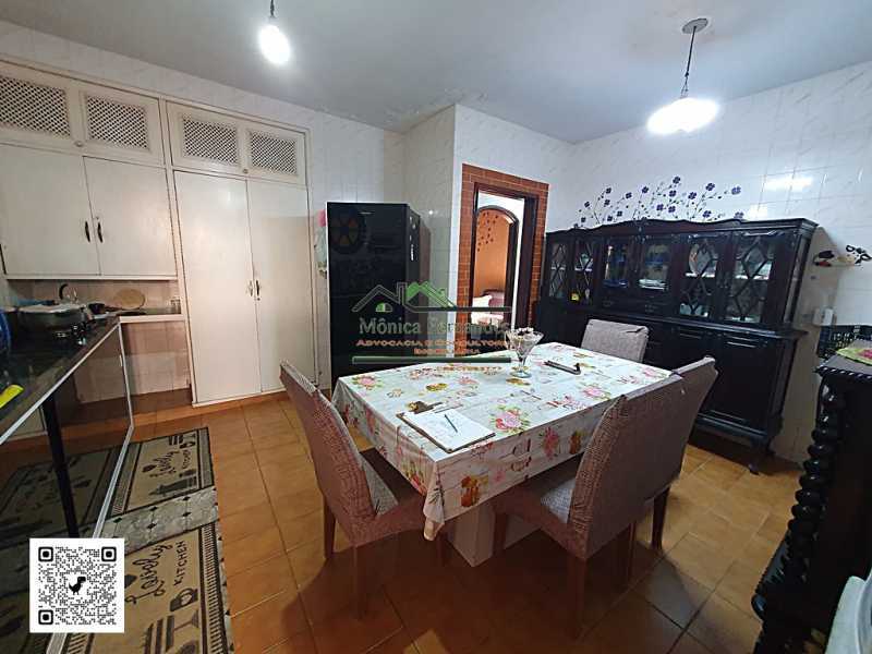 Casa para alugar com 4 quartos, 230m² - Foto 13