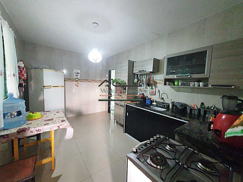 Casa à venda com 4 quartos, 183m² - Foto 16