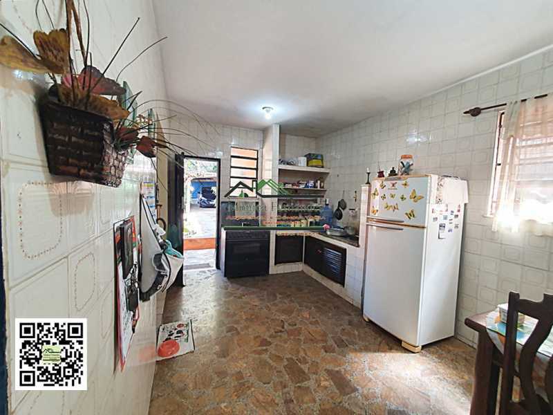 Casa à venda com 3 quartos, 207m² - Foto 18