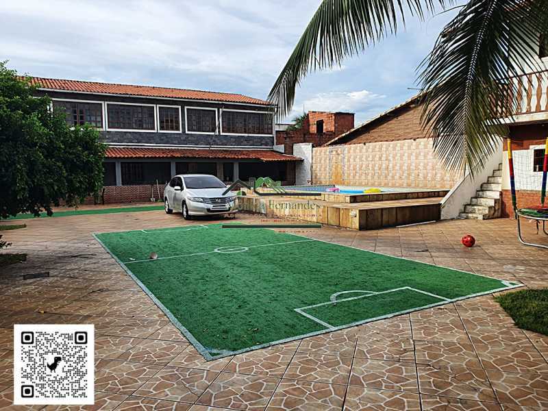 Casa à venda com 5 quartos, 275m² - Foto 2