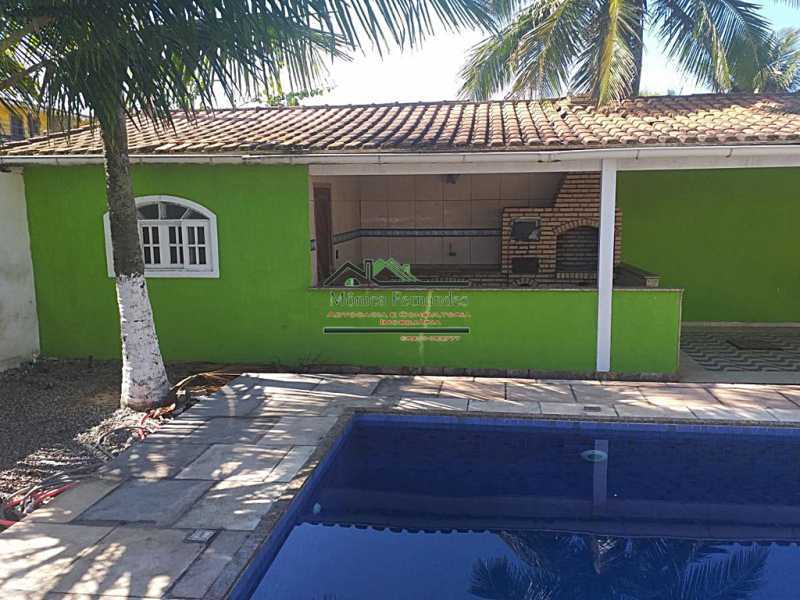 Casa à venda com 5 quartos, 300m² - Foto 2