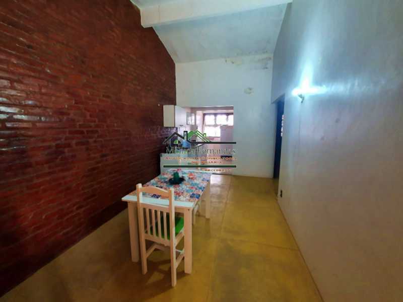 Apartamento à venda com 2 quartos, 70m² - Foto 4