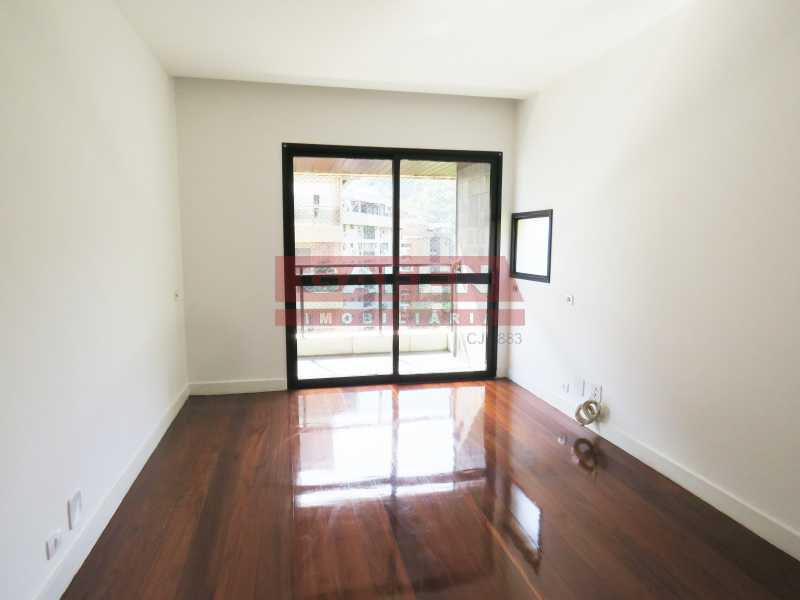 Apartamento à venda com 4 quartos, 400m² - Foto 14