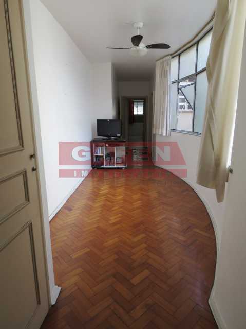 Apartamento à venda com 3 quartos, 300m² - Foto 3