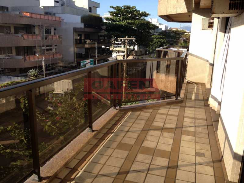 Apartamento para alugar com 2 quartos, 80m² - Foto 9