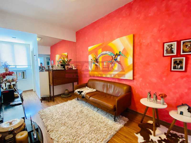 Apartamento à venda com 2 quartos, 72m² - Foto 2