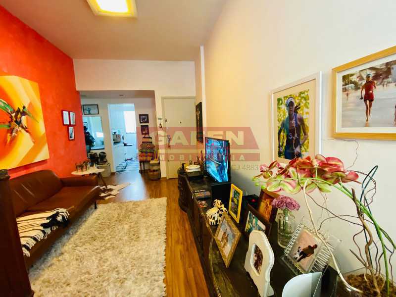 Apartamento à venda com 2 quartos, 72m² - Foto 4