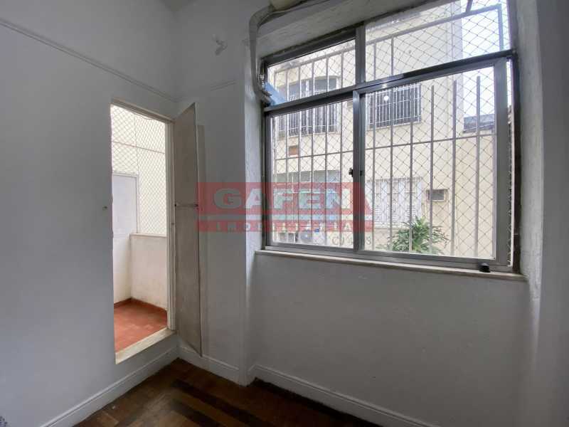 Apartamento à venda com 2 quartos, 75m² - Foto 9