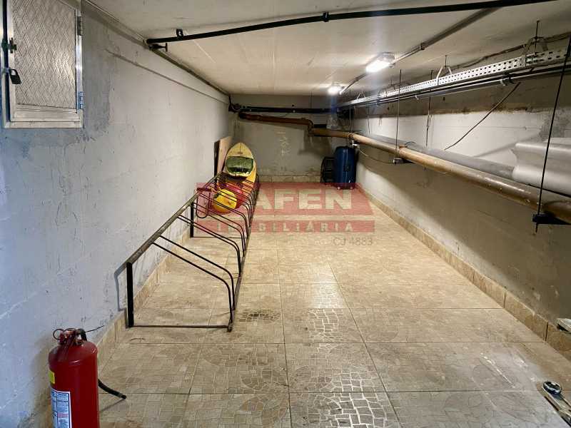 Apartamento à venda com 2 quartos, 75m² - Foto 26