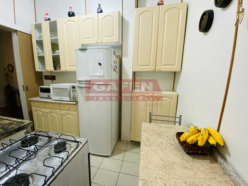 Apartamento à venda com 3 quartos, 90m² - Foto 13