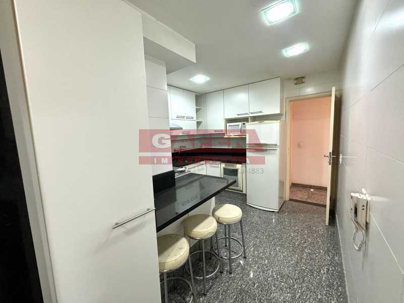 Apartamento à venda com 3 quartos, 117m² - Foto 24