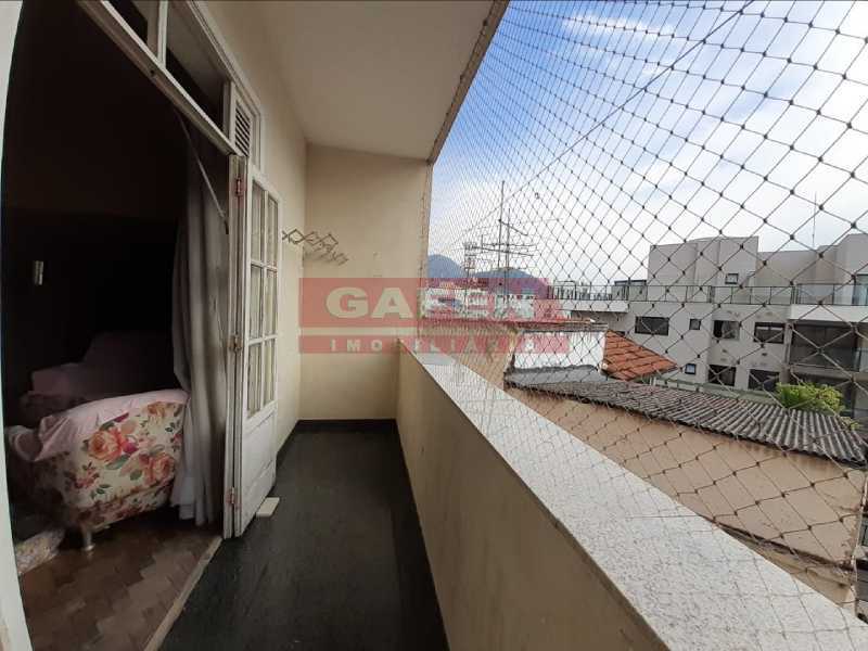 Apartamento à venda com 3 quartos, 136m² - Foto 2