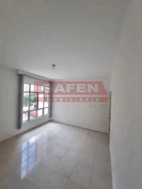 Apartamento à venda com 2 quartos, 76m² - Foto 2