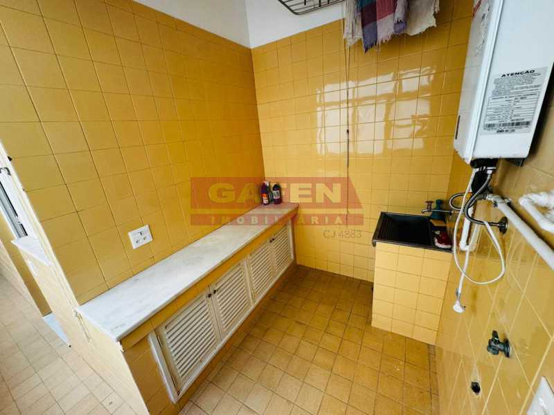 Apartamento à venda com 3 quartos, 270m² - Foto 17