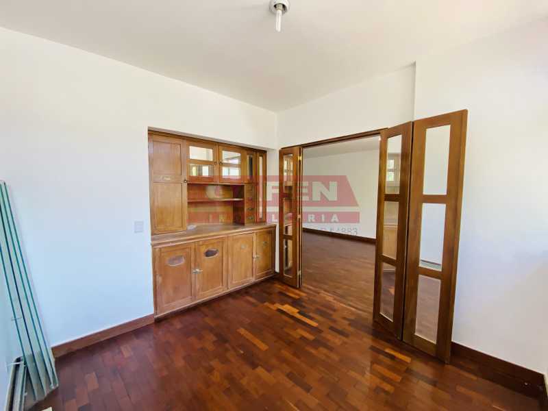 Apartamento à venda com 4 quartos, 160m² - Foto 10