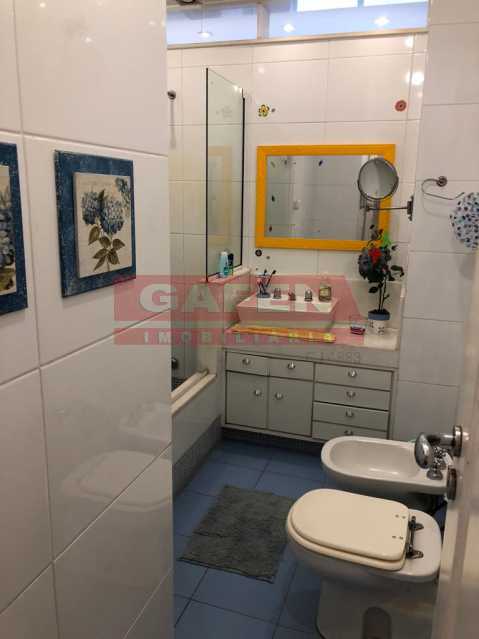 Apartamento à venda com 3 quartos, 200m² - Foto 3