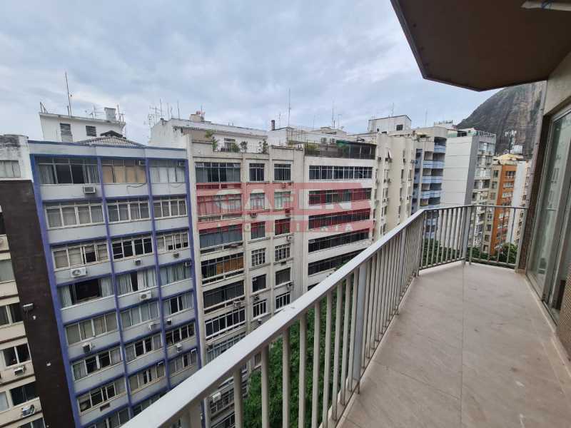 Apartamento à venda com 3 quartos, 83m² - Foto 2