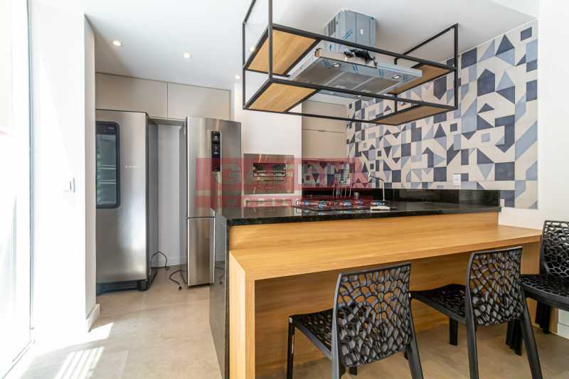 Cobertura à venda com 3 quartos, 237m² - Foto 18