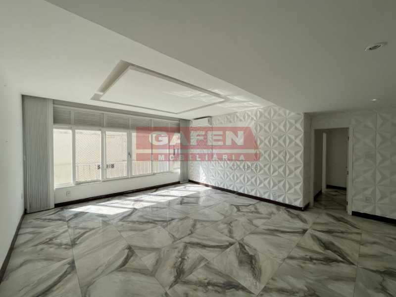 Apartamento à venda com 3 quartos, 150m² - Foto 2