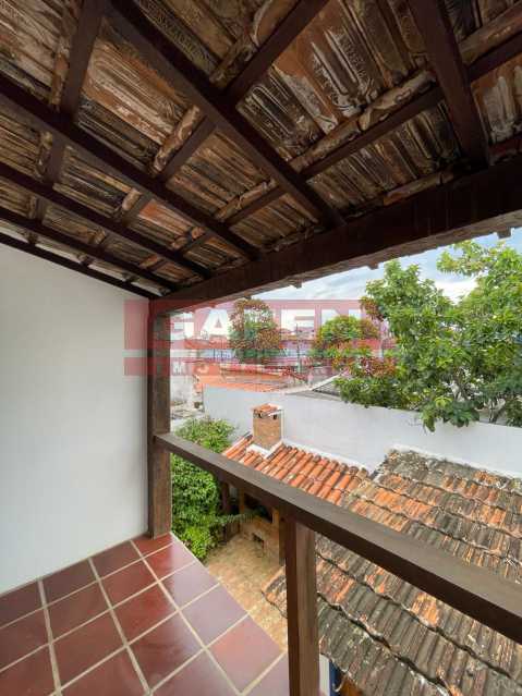 Casa à venda com 4 quartos, 150m² - Foto 28