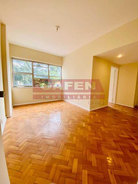 Apartamento à venda com 2 quartos, 62m² - Foto 3