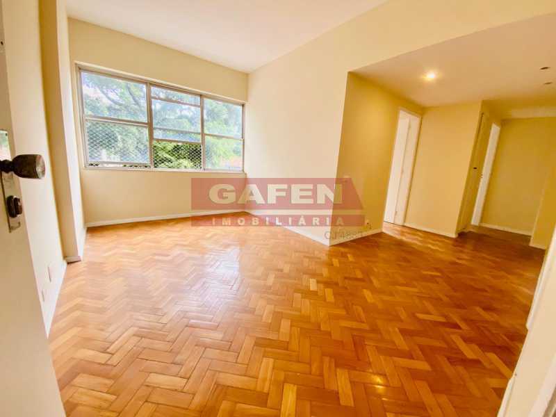 Apartamento à venda com 2 quartos, 62m² - Foto 4