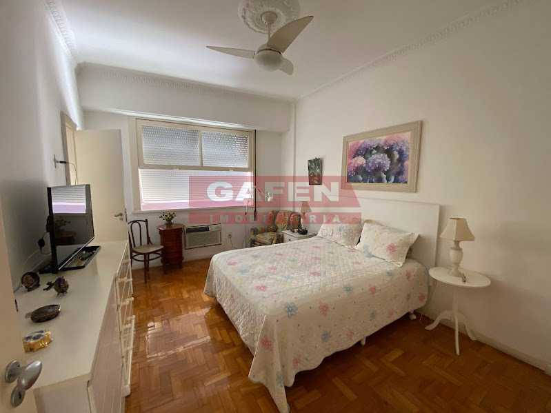 Apartamento à venda com 4 quartos, 243m² - Foto 9