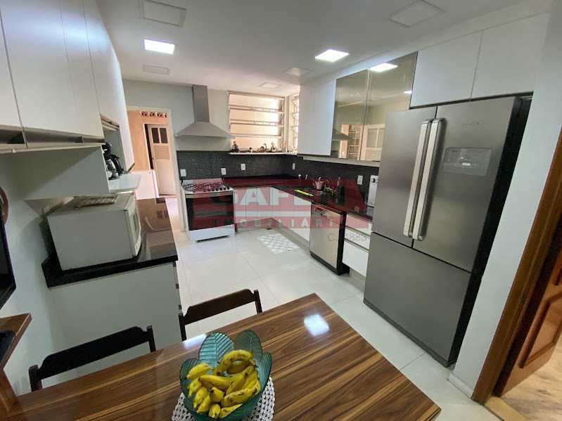 Apartamento à venda com 4 quartos, 243m² - Foto 20