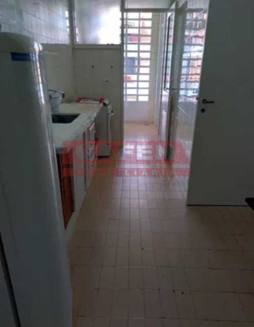 Apartamento à venda com 2 quartos, 90m² - Foto 15