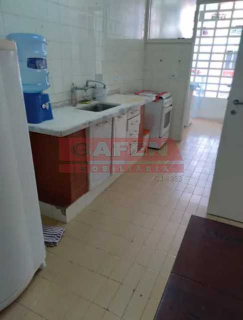 Apartamento à venda com 2 quartos, 90m² - Foto 13