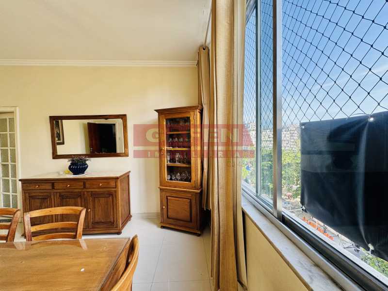 Apartamento à venda com 3 quartos, 140m² - Foto 6