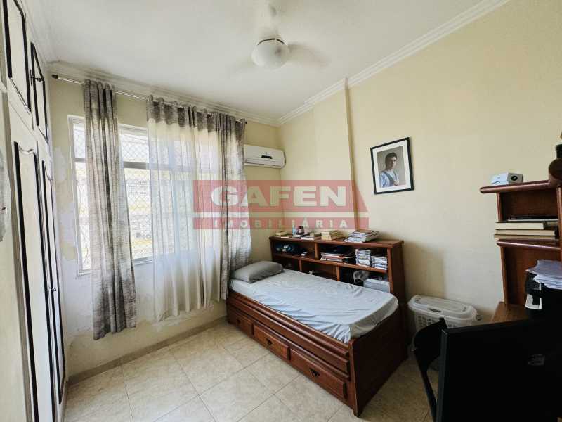 Apartamento à venda com 3 quartos, 140m² - Foto 11