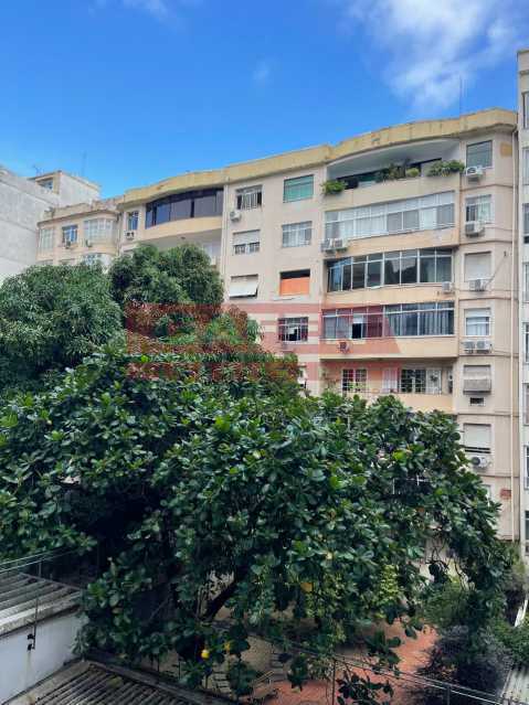 Apartamento à venda com 3 quartos, 95m² - Foto 1