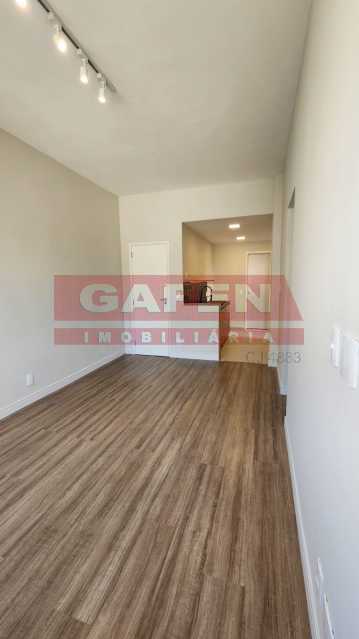 Cobertura à venda com 2 quartos, 63m² - Foto 3