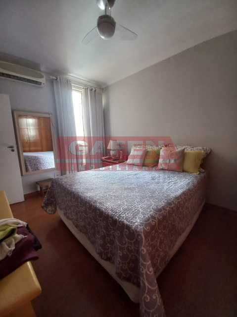 Apartamento à venda com 3 quartos, 95m² - Foto 11