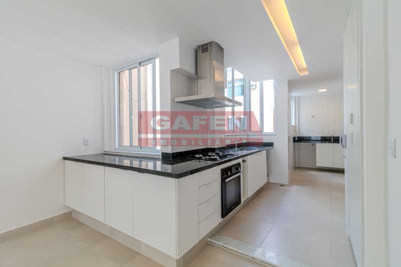 Apartamento à venda com 3 quartos, 135m² - Foto 24