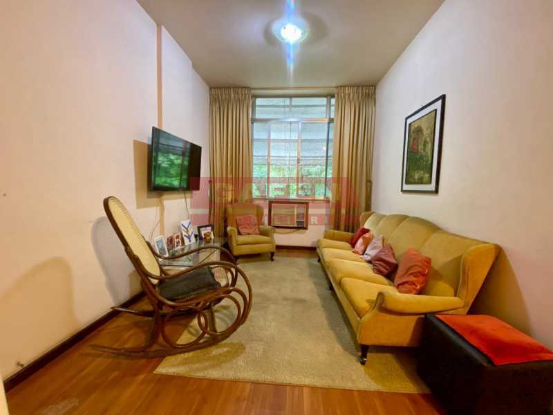 Apartamento à venda com 4 quartos, 110m² - Foto 2