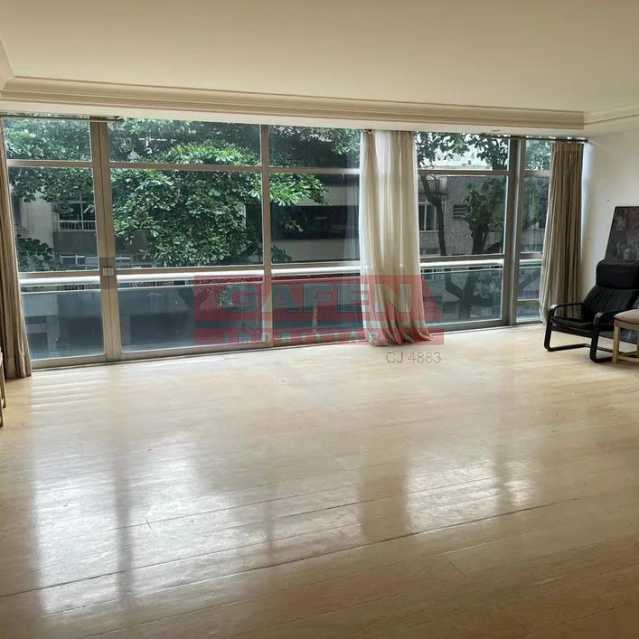 Apartamento à venda com 4 quartos, 300m² - Foto 3
