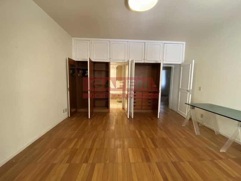 Apartamento à venda com 4 quartos, 300m² - Foto 15