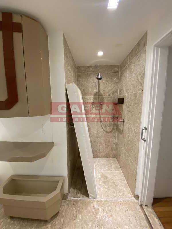 Apartamento à venda com 4 quartos, 300m² - Foto 17