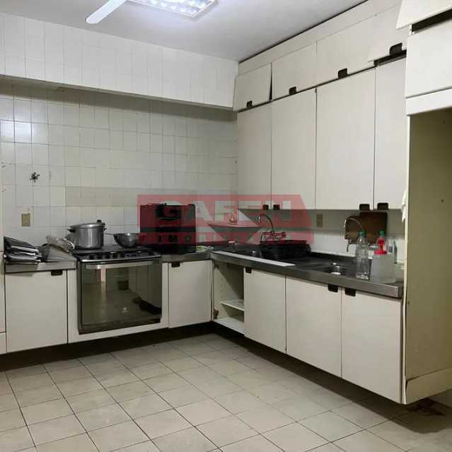 Apartamento à venda com 4 quartos, 300m² - Foto 18