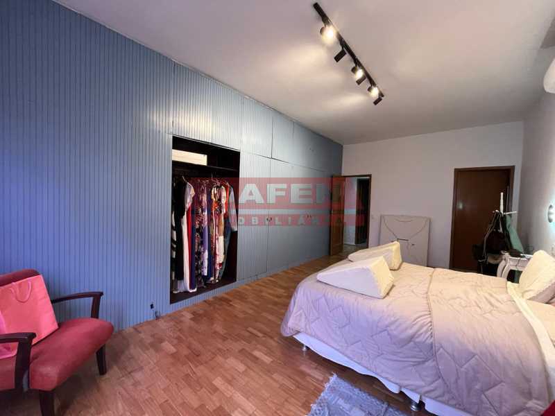 Apartamento à venda com 3 quartos, 196m² - Foto 14