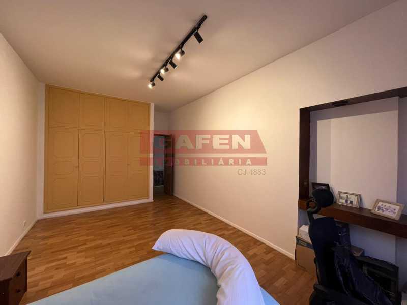 Apartamento à venda com 3 quartos, 196m² - Foto 21