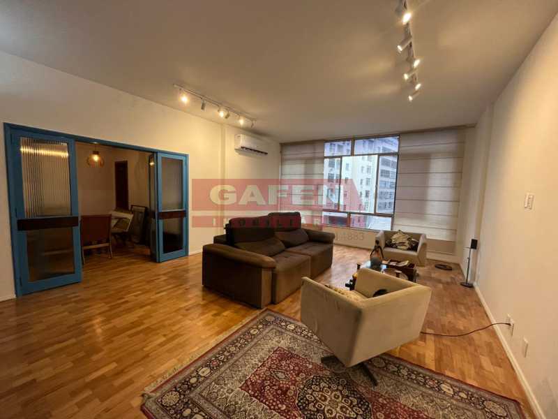 Apartamento à venda com 3 quartos, 196m² - Foto 1