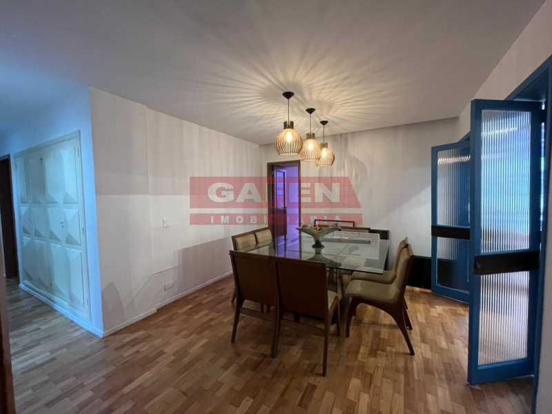 Apartamento à venda com 3 quartos, 196m² - Foto 9