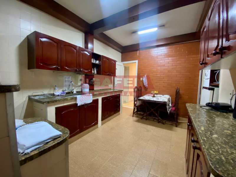 Apartamento à venda com 3 quartos, 140m² - Foto 27